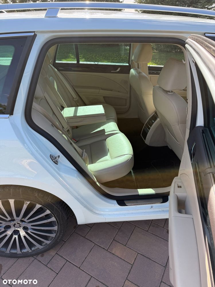 Skoda Superb 2.0 TSI L&K DSG - 8