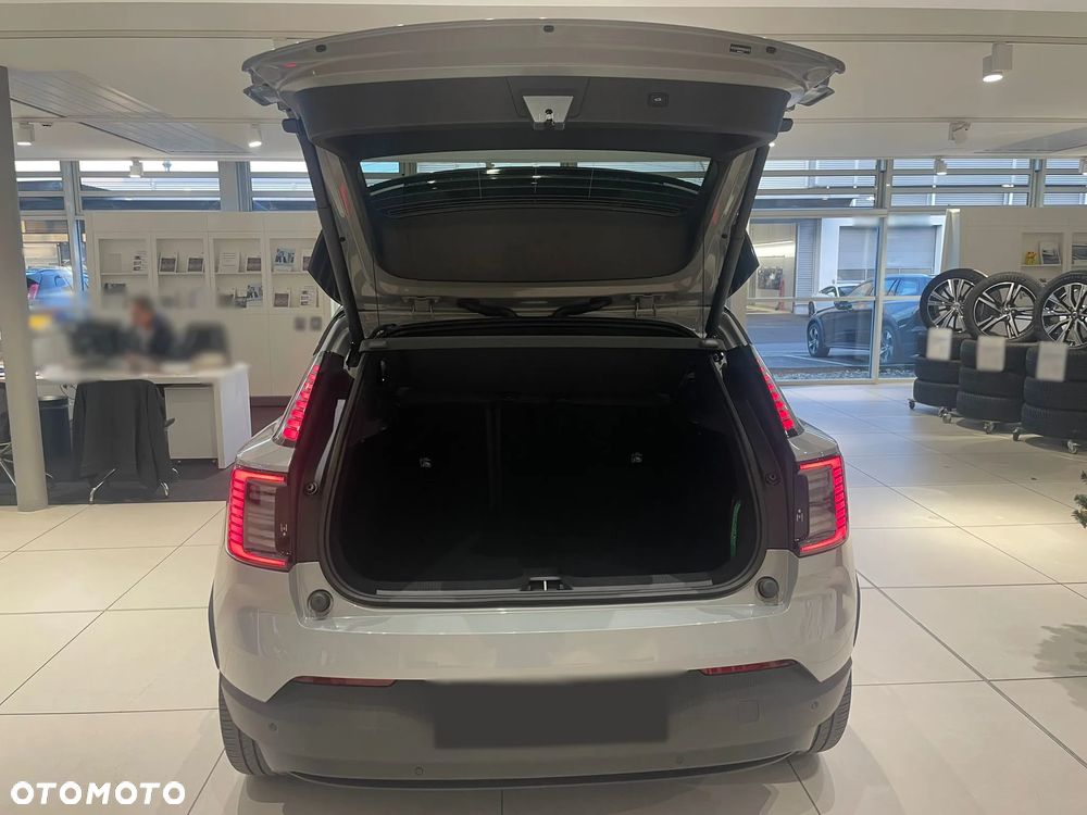 Volvo EX30 Twin Motor Performance AWD Ultra - 17