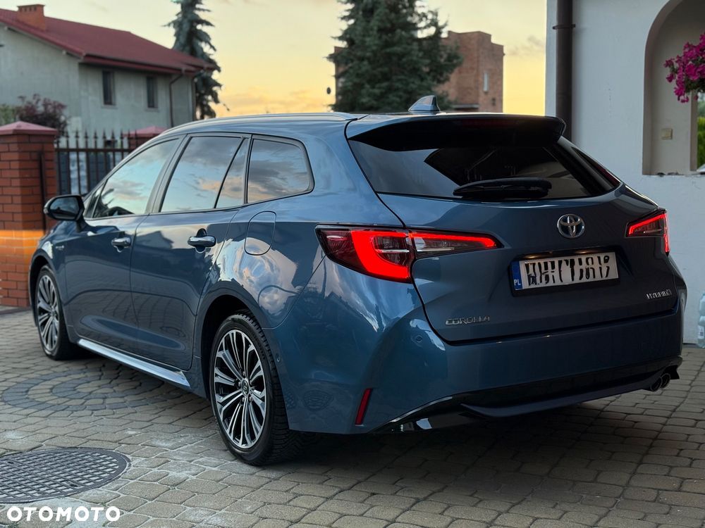 Toyota Corolla 2.0 Hybrid Comfort - 5