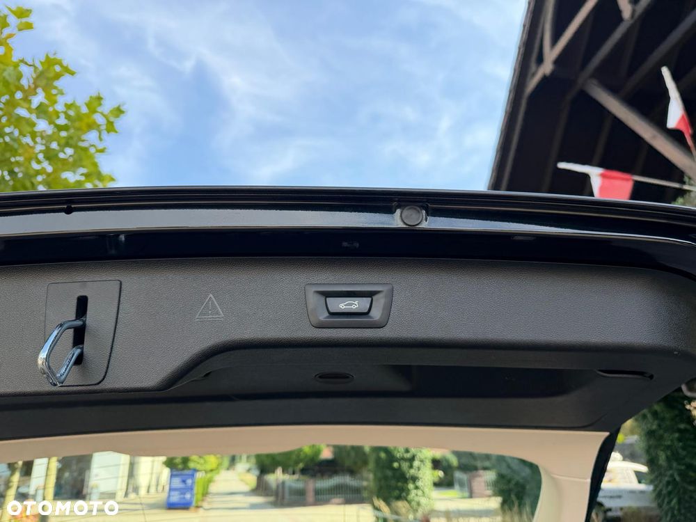 BMW Seria 5 520d Luxury Line - 29