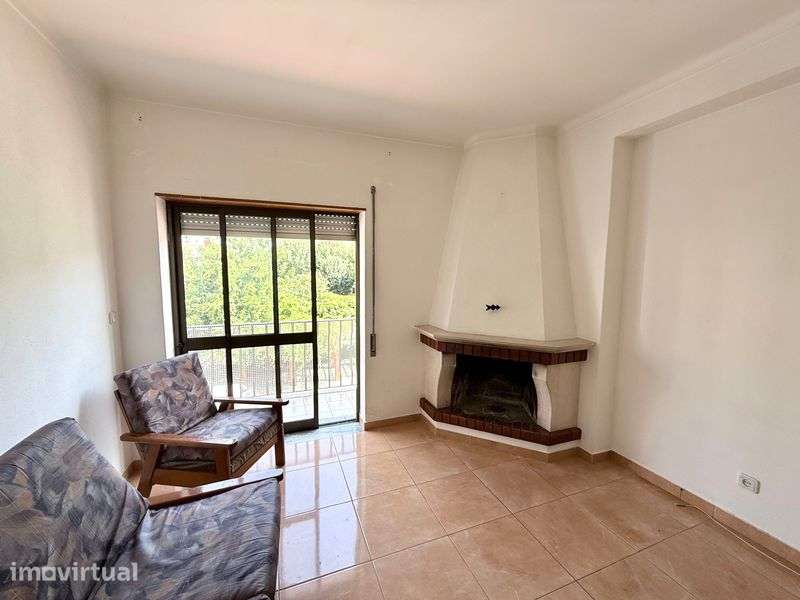 Apartamento T2 em Lousã com varanda e vista desafogada - Grande imagem: 2/12