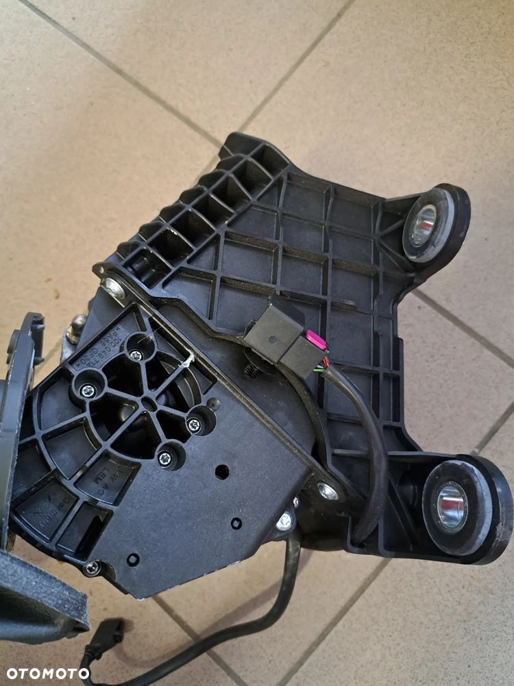 WYBIERAK LEWAREK MIESZEK AUTOMAT VW VOLKSWAGEN T5 FL LIFT 7E1713025B - 5