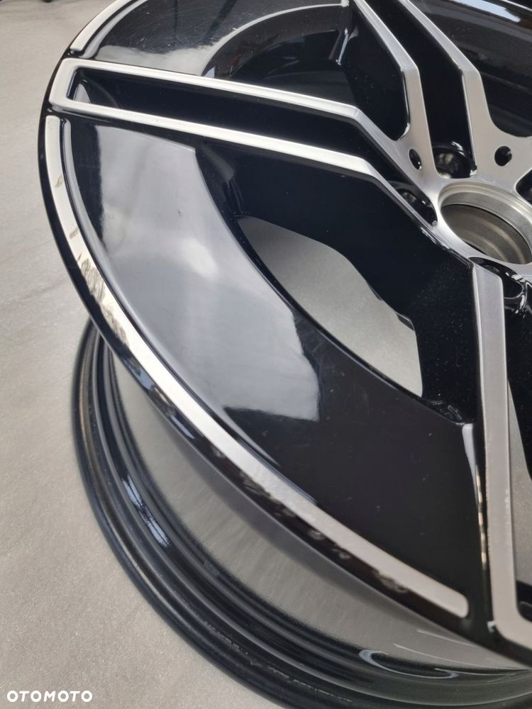 FELGA MERCEDES AMG E-KLASA W214 8,5x19 ET35,5 5X112 A2144010300 - 8