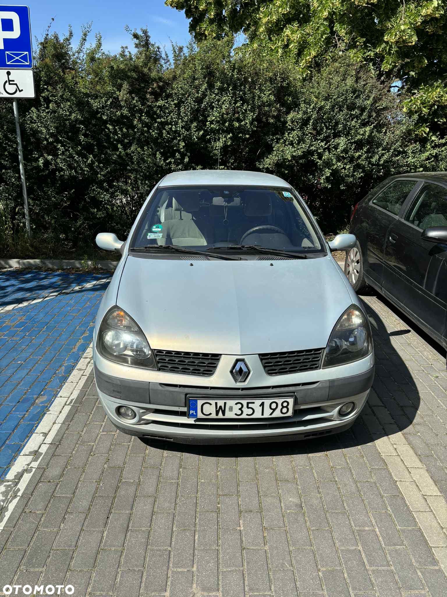 Renault Clio 1.4i RT 16V - 1