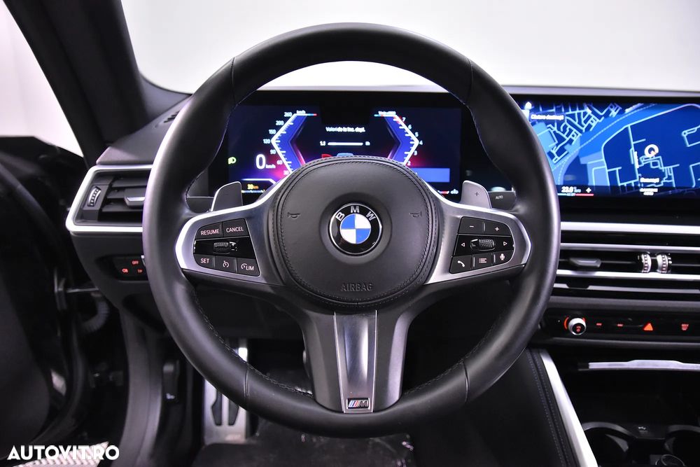 BMW M2 M240i xDrive - 16