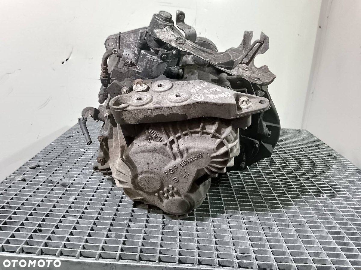 SKRZYNIA BIEGÓW MANUALNA FIAT GRANDE PUNTO 55192042  M32 1.3 JTD - 5
