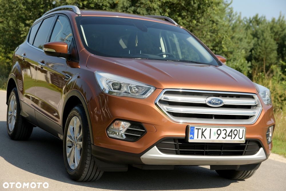 Ford Kuga 2.0 TDCi 2x4 Titanium - 11