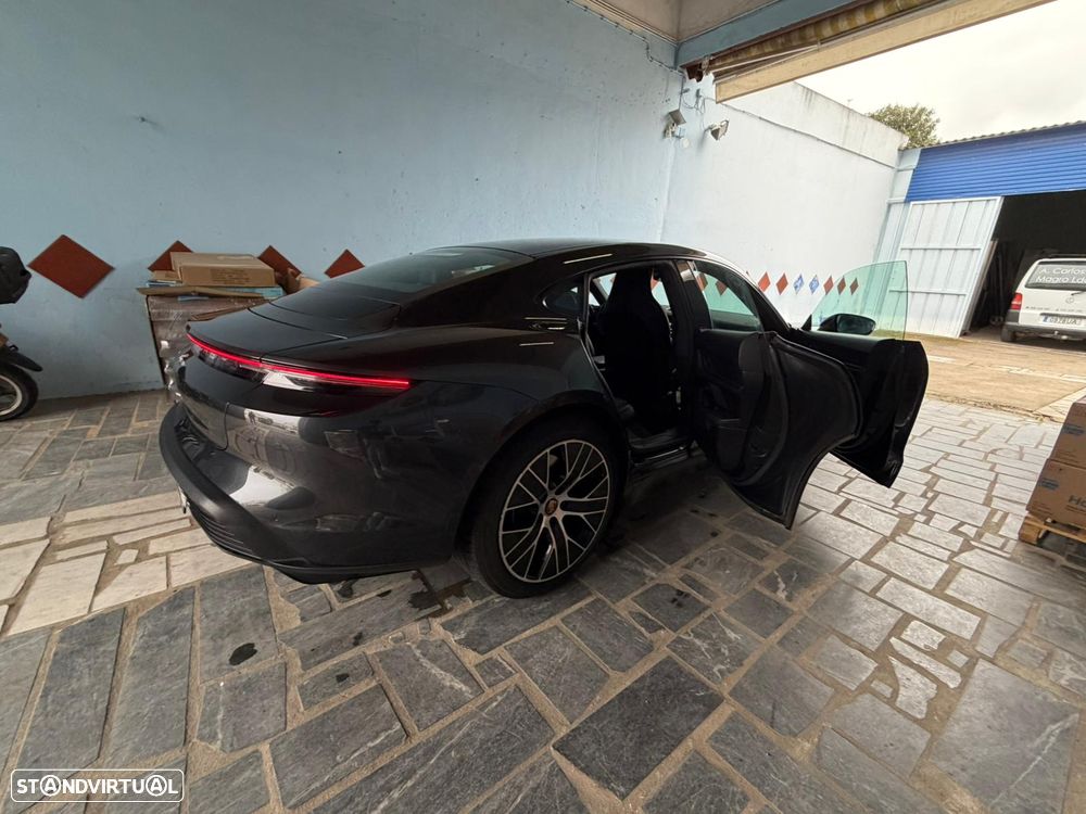 Porsche Taycan Standard - 14