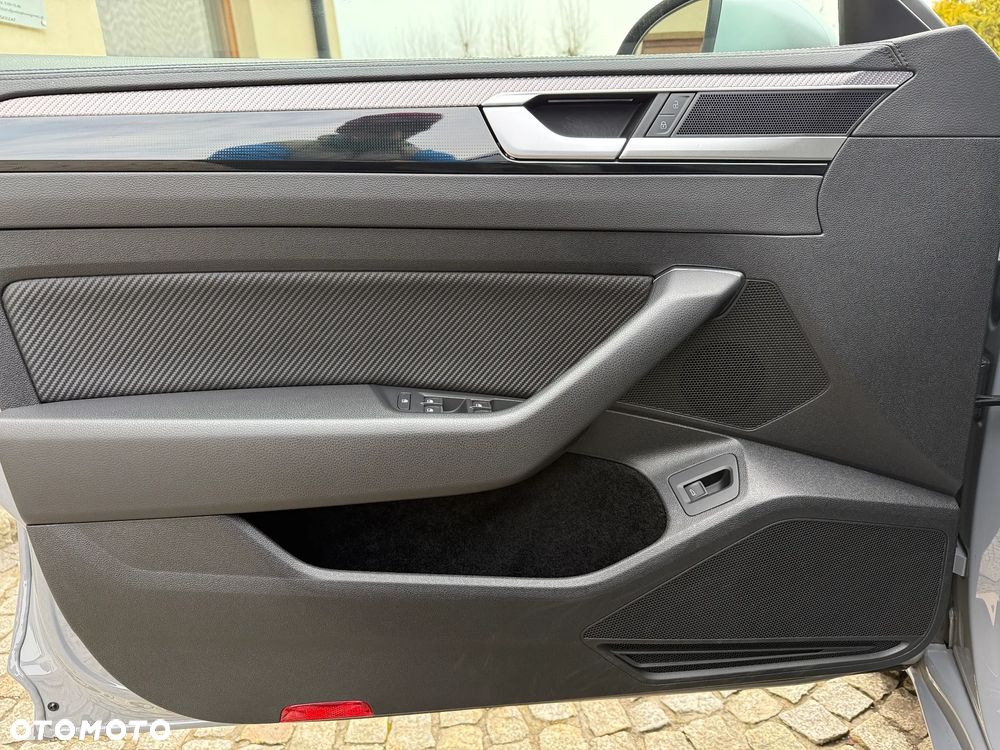 Volkswagen Arteon 2.0 TSI OPF 4Motion DSG R - 38