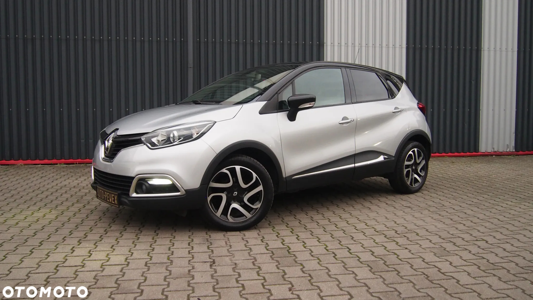 Renault Captur 0.9 Energy TCe Life EU6 - 3
