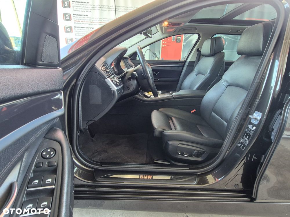 BMW Seria 5 535d - 23