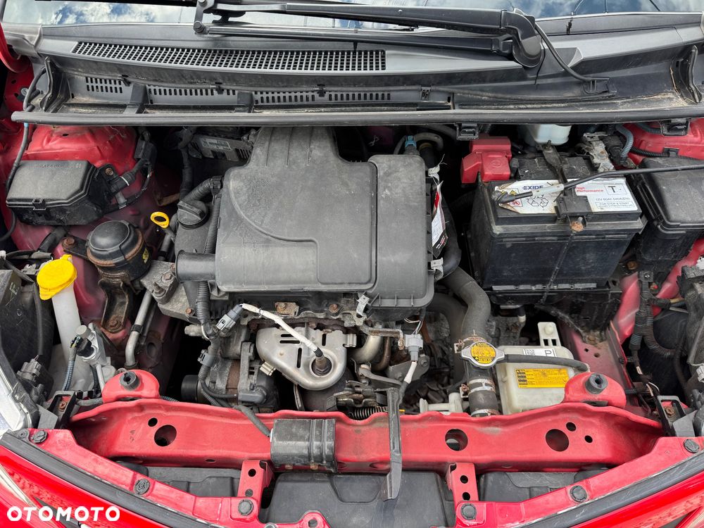 Toyota Yaris - 12