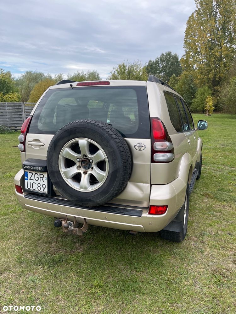 Toyota Land Cruiser - 3