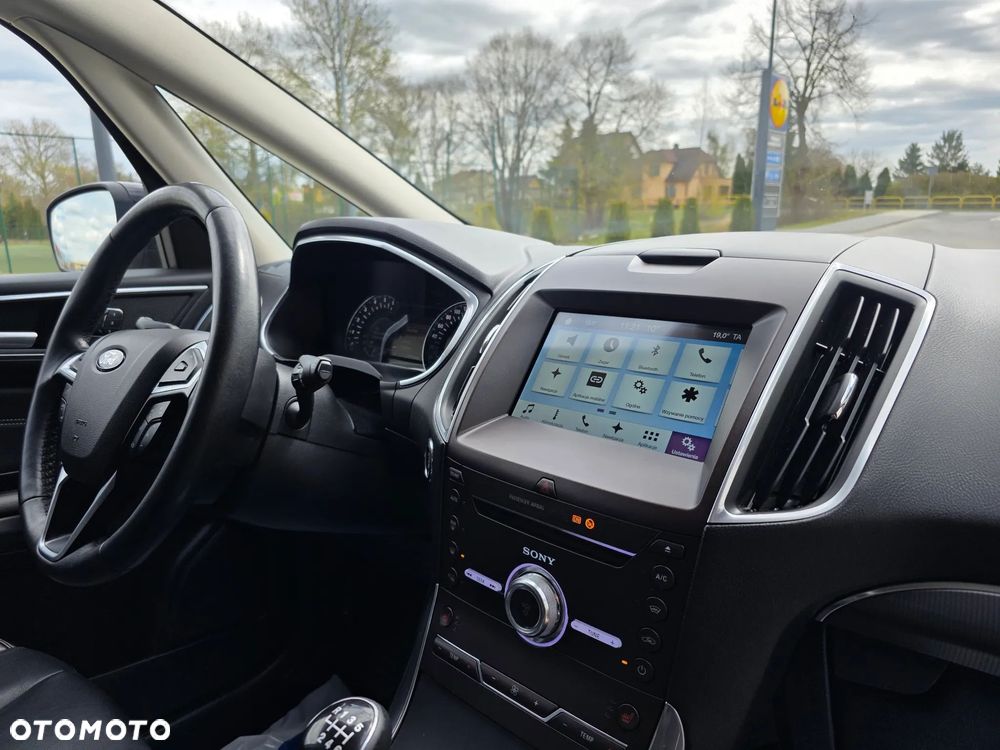 Ford S-Max 2.0 TDCi Titanium - 27