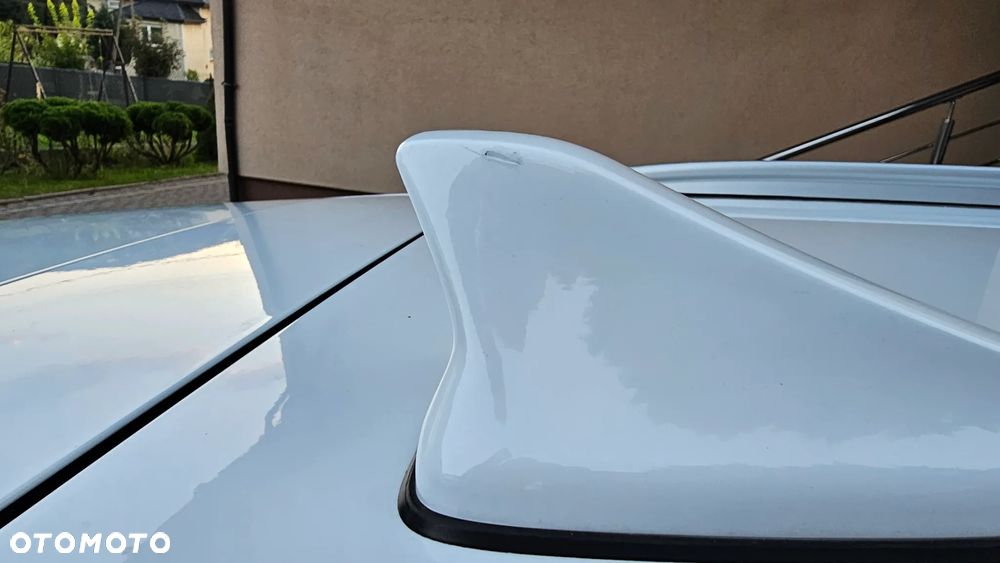 Kia XCeed 1.6 CRDi mHEV L Business Line DCT - 30