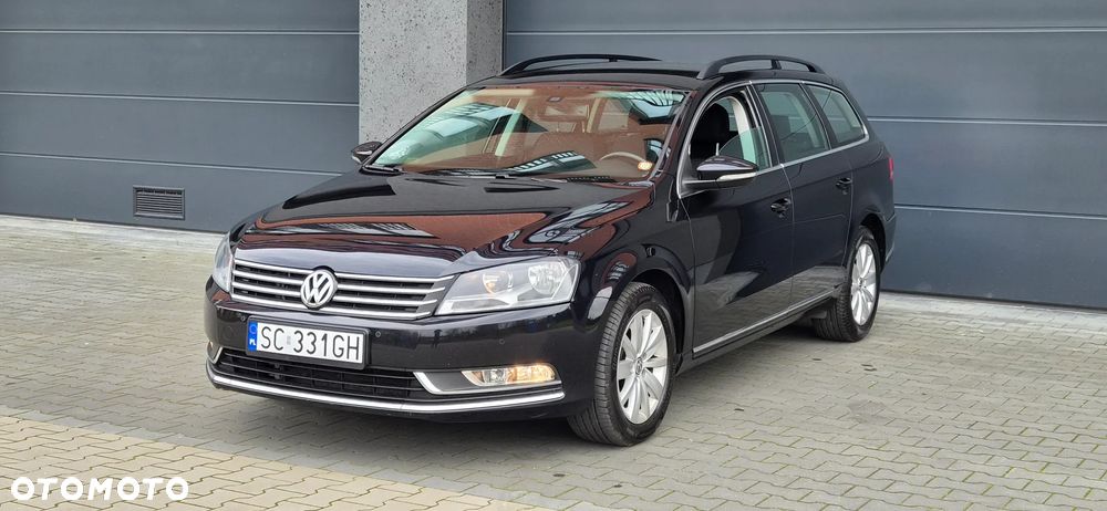 Volkswagen Passat Variant 1.6 TDI DPF BlueMot Comfortline - 17