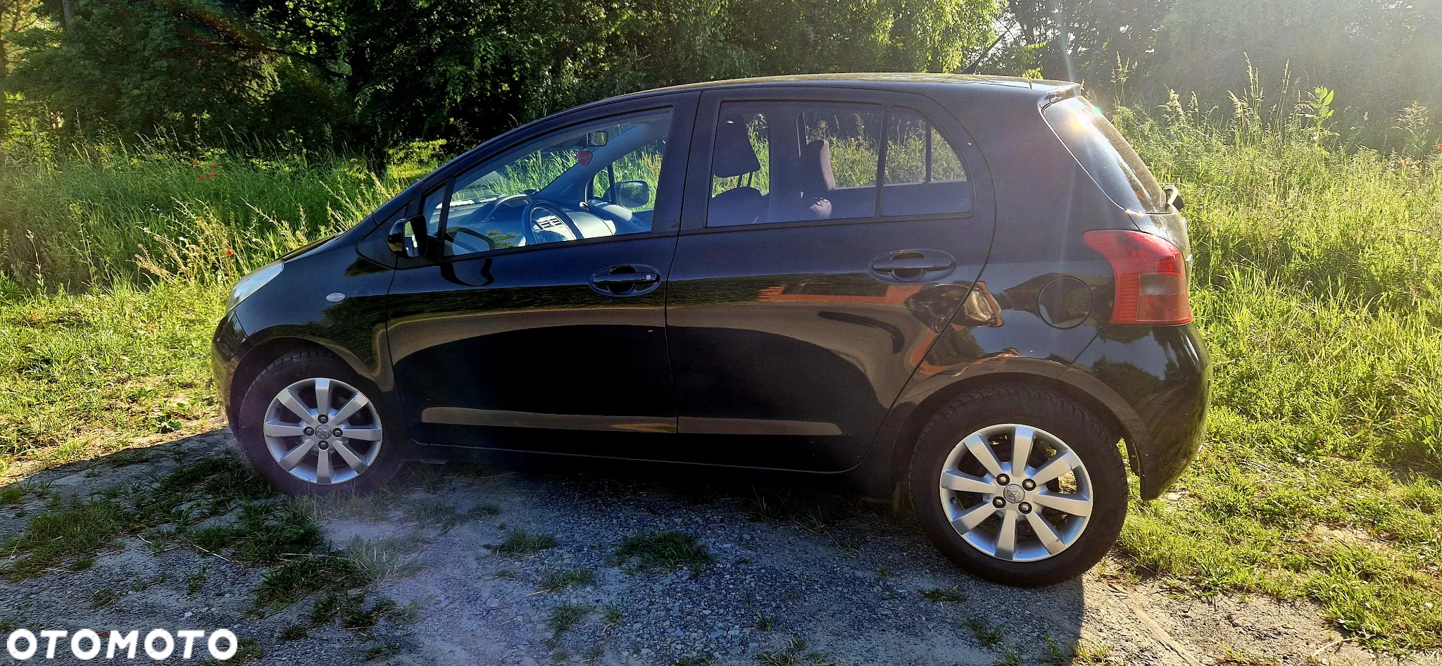 Toyota Yaris - 11