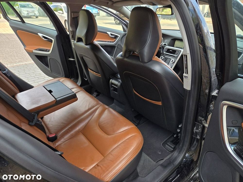 Volvo V60 - 14