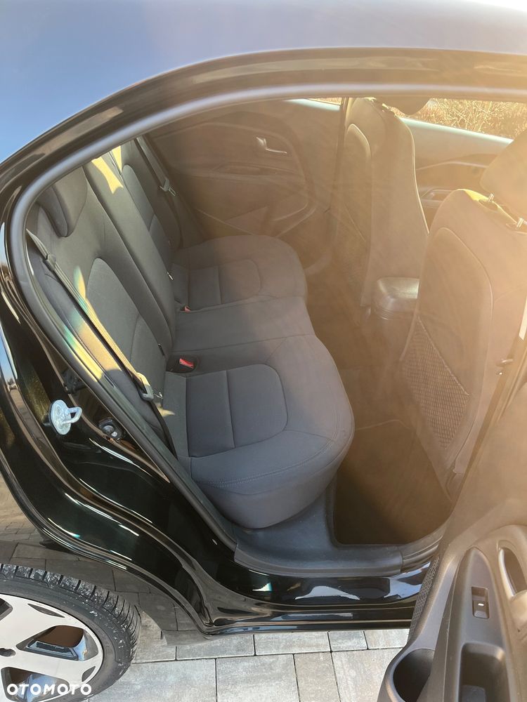 Kia Rio 1.4 Platinum Edition - 25