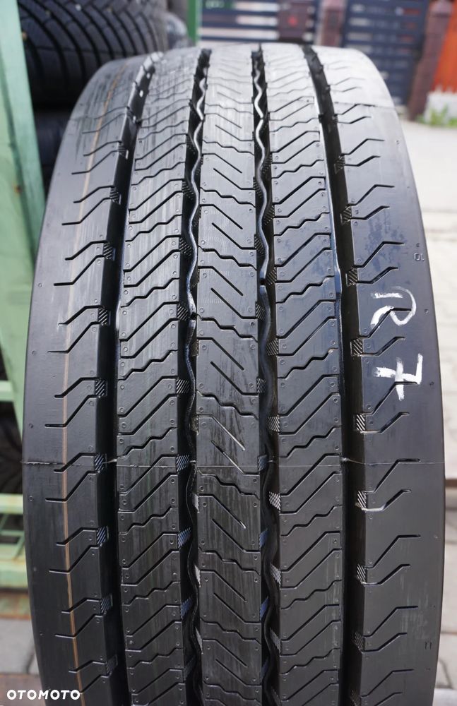 1x Continental CONTI HYBRID HS3  285/70R19,5 146/144M R7 - 2