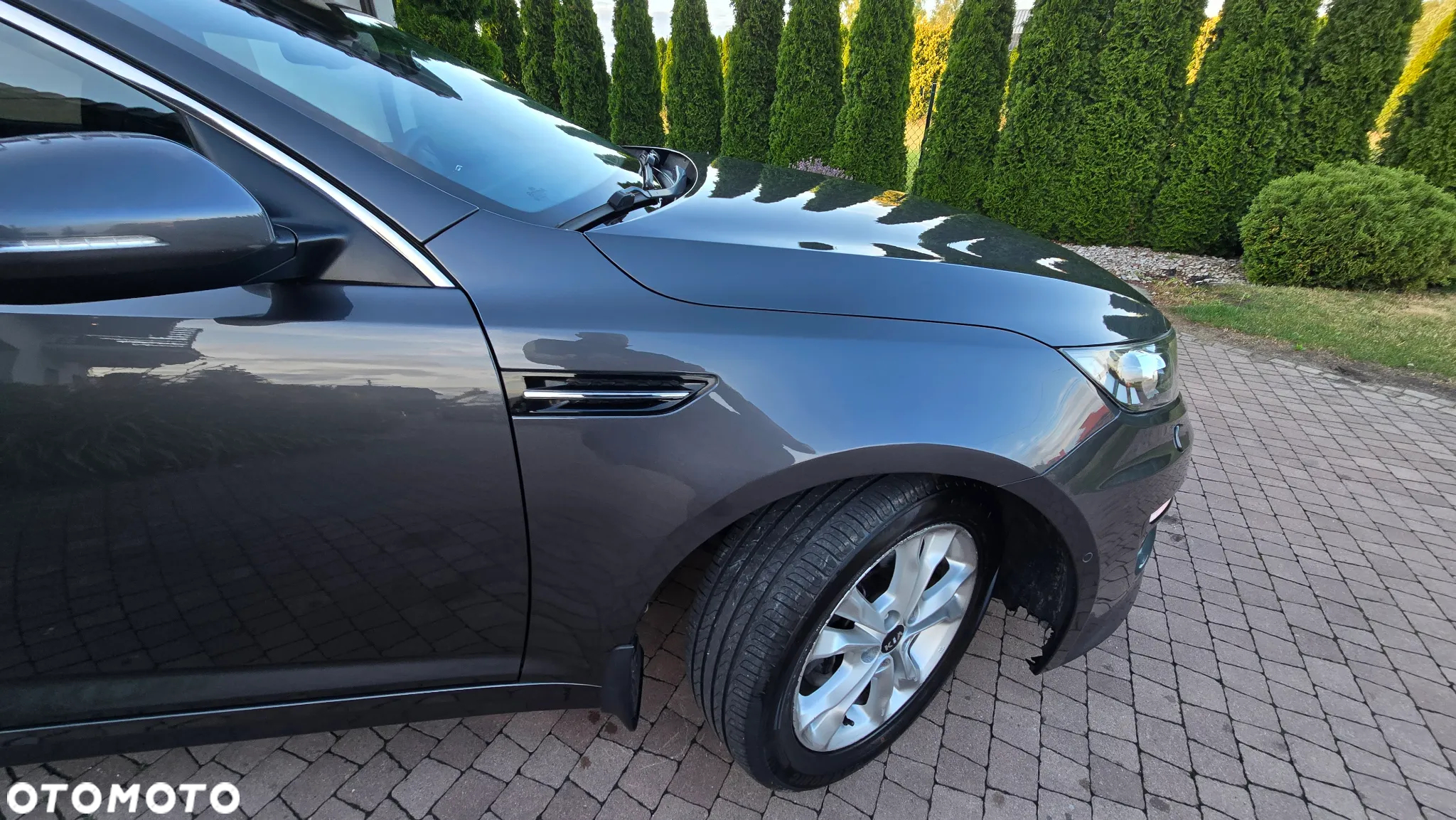 Kia Optima - 18