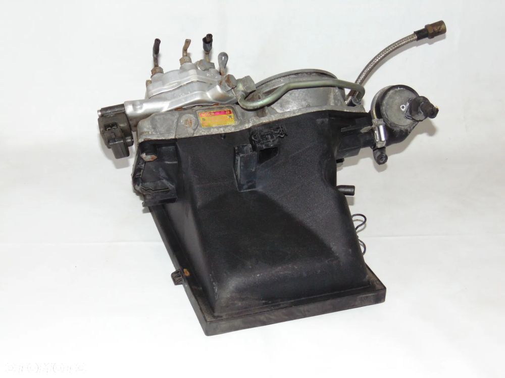 KE-Jetronic rozdzielacz paliwa 0438121049 034133353C 0438101029 Audi 100 C4 80 B4 90 Coupe Cabrio 2.3 2.3E R5 - 7