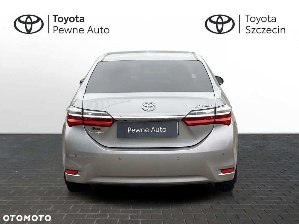 Toyota Corolla 1.6 Prestige EU6 - 15
