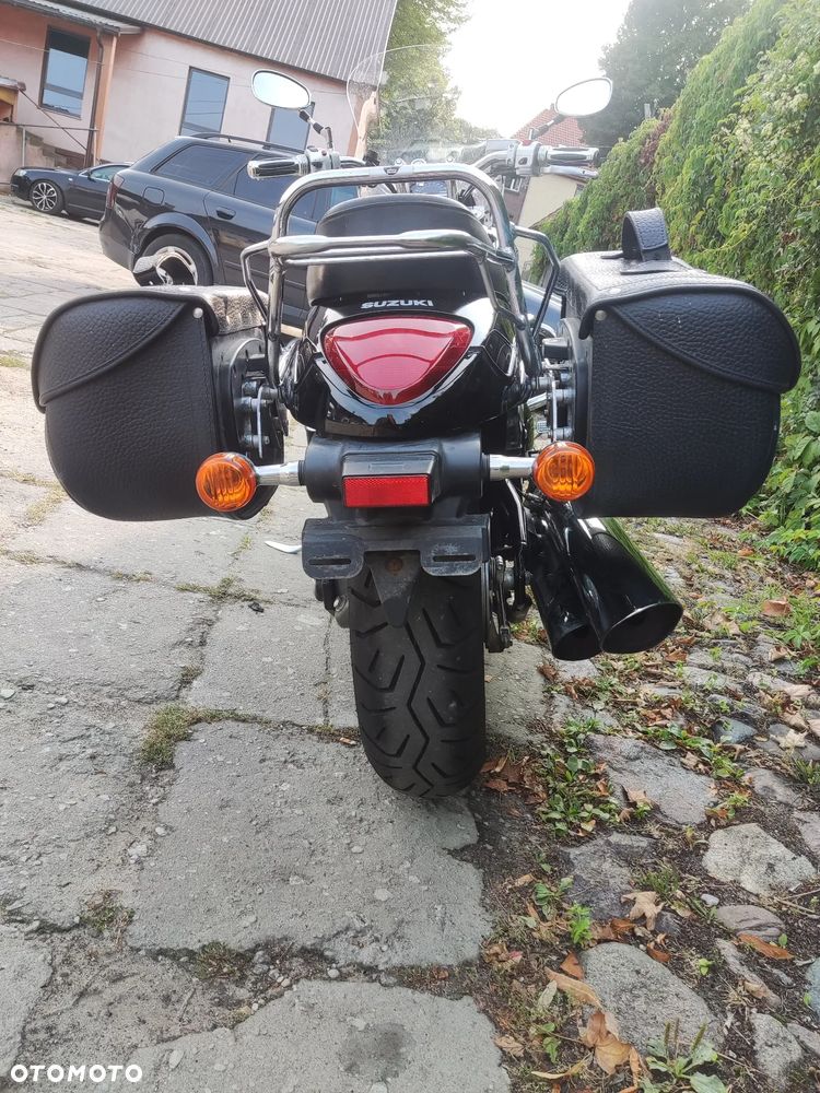 Suzuki Intruder - 9