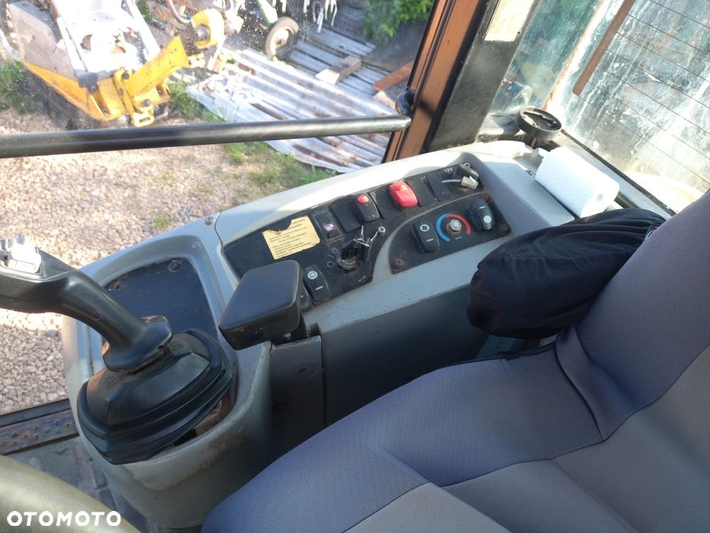 Caterpillar CAT 908H 4x4 z niemiec 2011r szufla widły szybkozłacze - 7