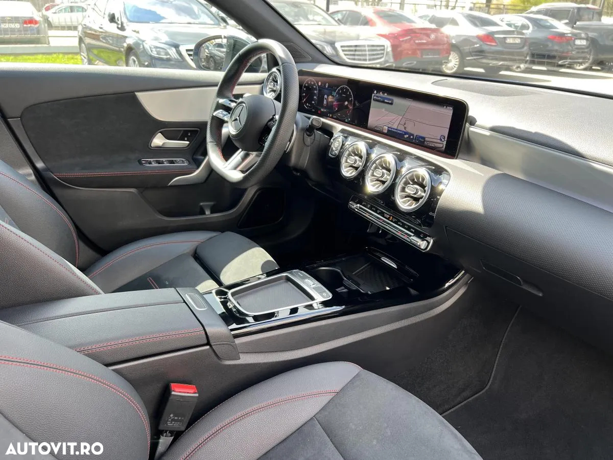 Mercedes-Benz A 200 MHEV 7G-DCT Sedan - 13