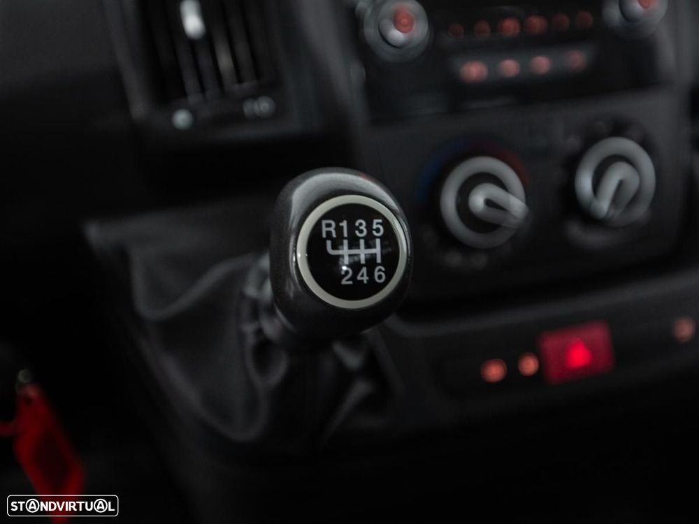 Peugeot Boxer 2.2 BlueHDi 335 c/iva - 16