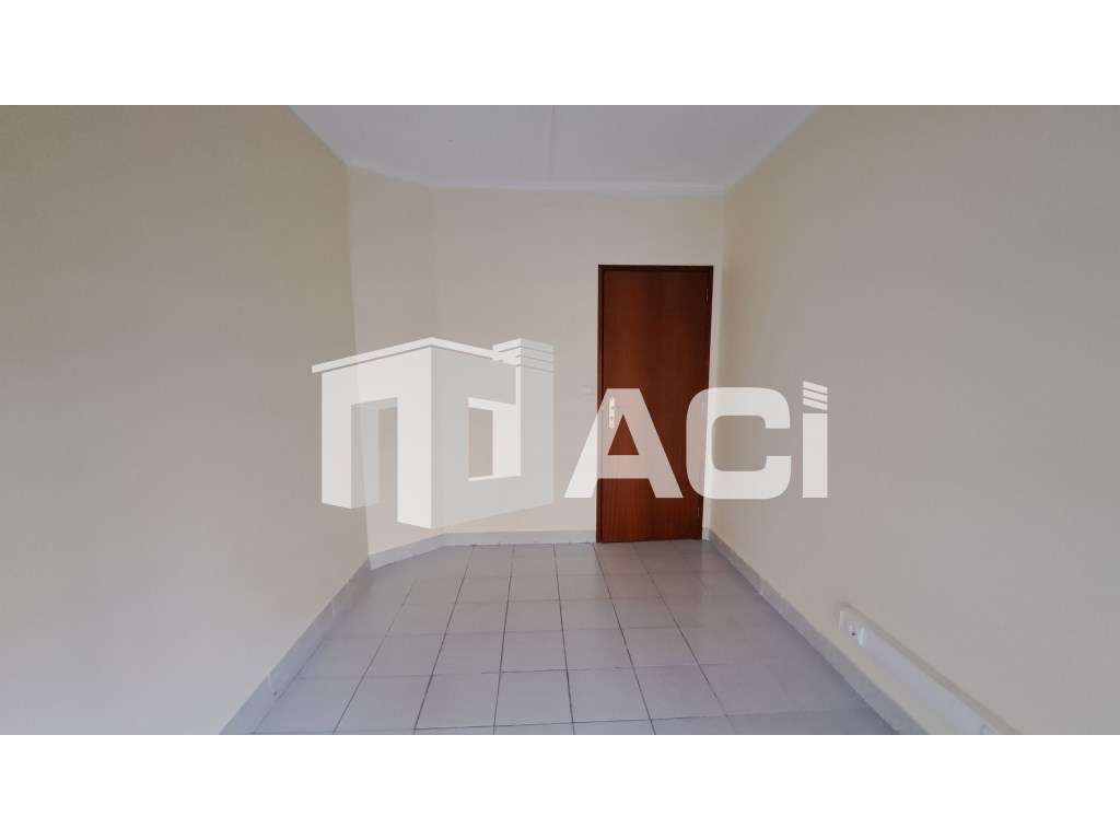 Escritório - Av. Marquês de Pombal - Grande imagem: 5/10