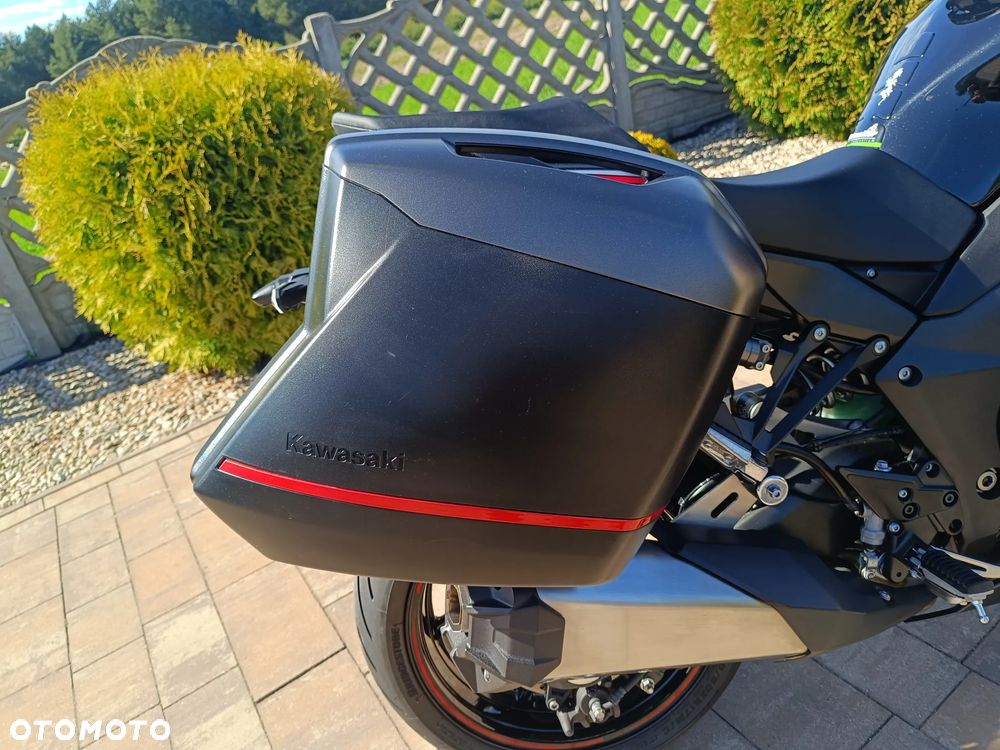 Kawasaki Ninja 1000 SX - 23