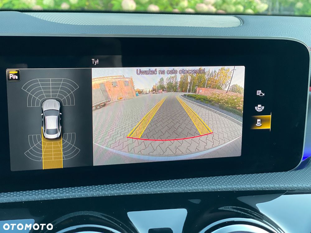 Mercedes-Benz CLA 180 AMG Line 7G-DCT - 22