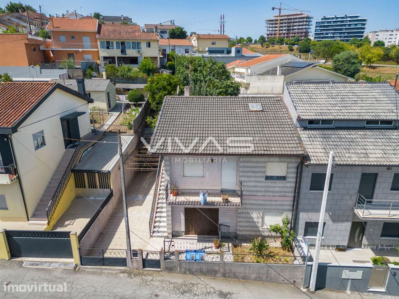 Moradia Geminada T3+2 Venda em Ferreiros e Gondizalves,Braga - Grande imagem: 2/35