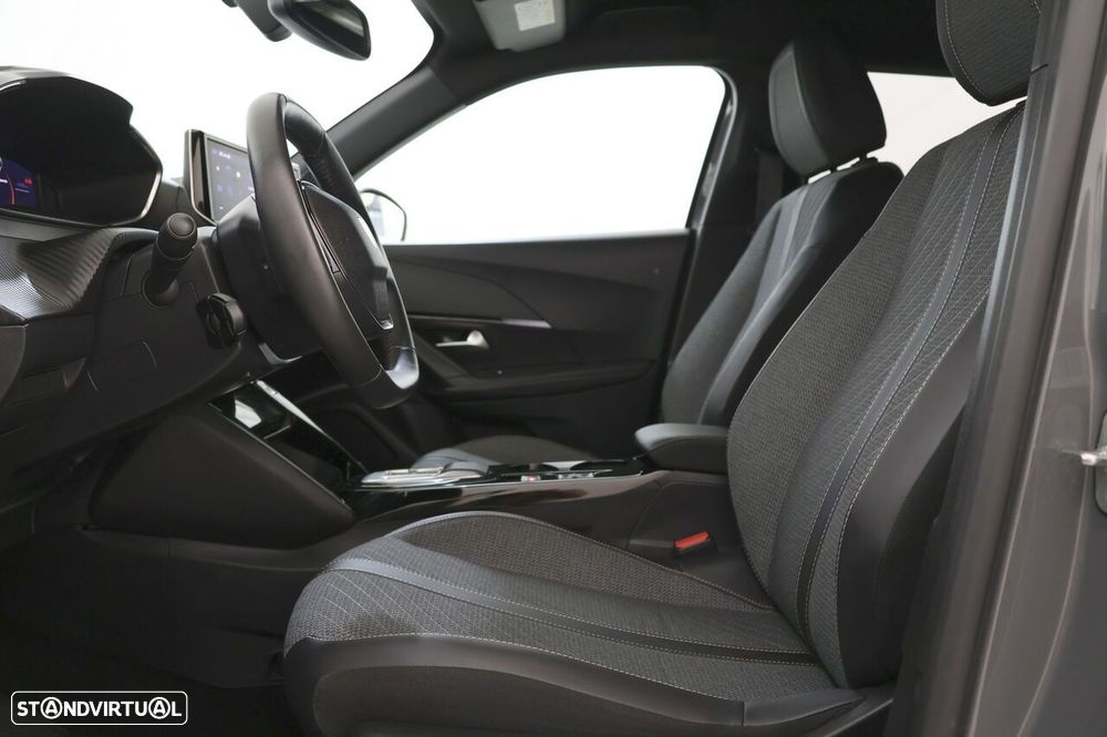 Peugeot e-2008 54 kWh Allure - 5