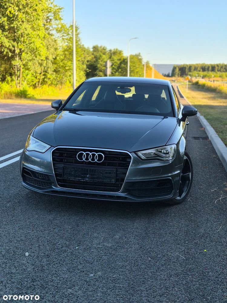 Audi A3 Sportback 2.0 TDI S tronic S line Sportpaket - 3
