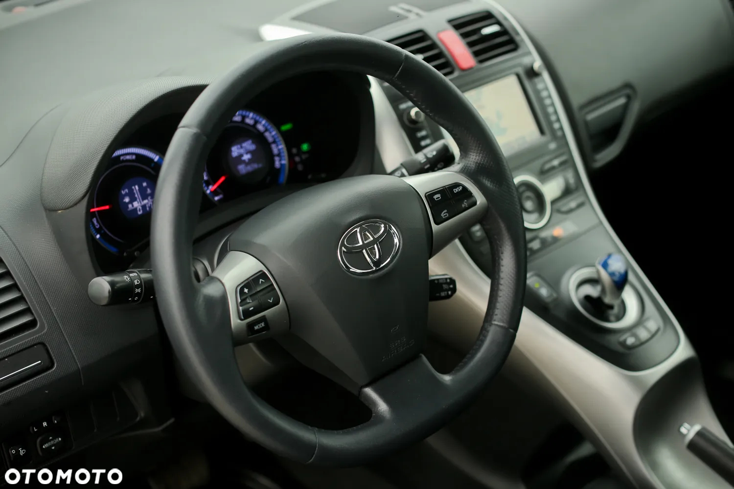 Toyota Auris - 28