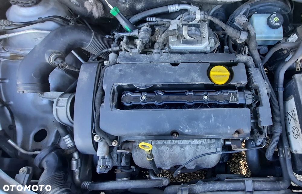 Silnik części Opel Astra Zafira A18XER - 1