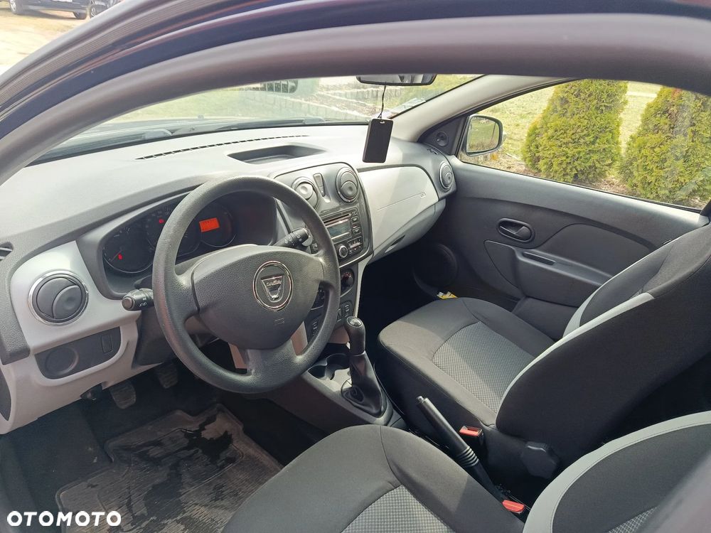Dacia Sandero - 10