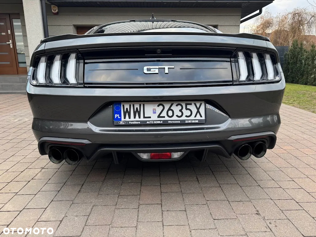 Ford Mustang 5.0 V8 GT - 14