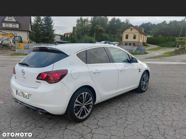 Opel Astra 1.6 T Sport - 5