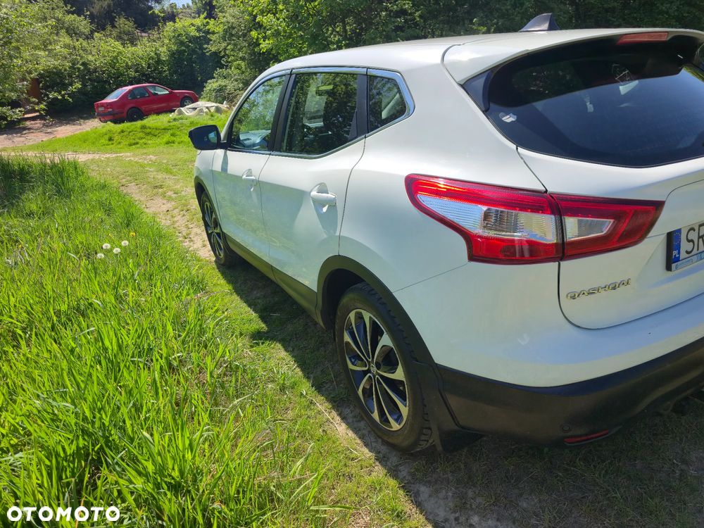 Nissan Qashqai 1.6 DCi 4x4 N-Tec - 13