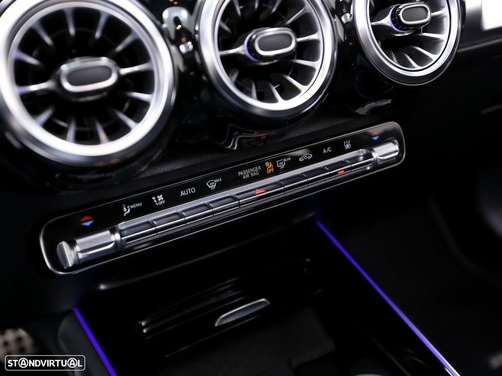 Mercedes-Benz EQB 300 4Matic AMG Line - 22