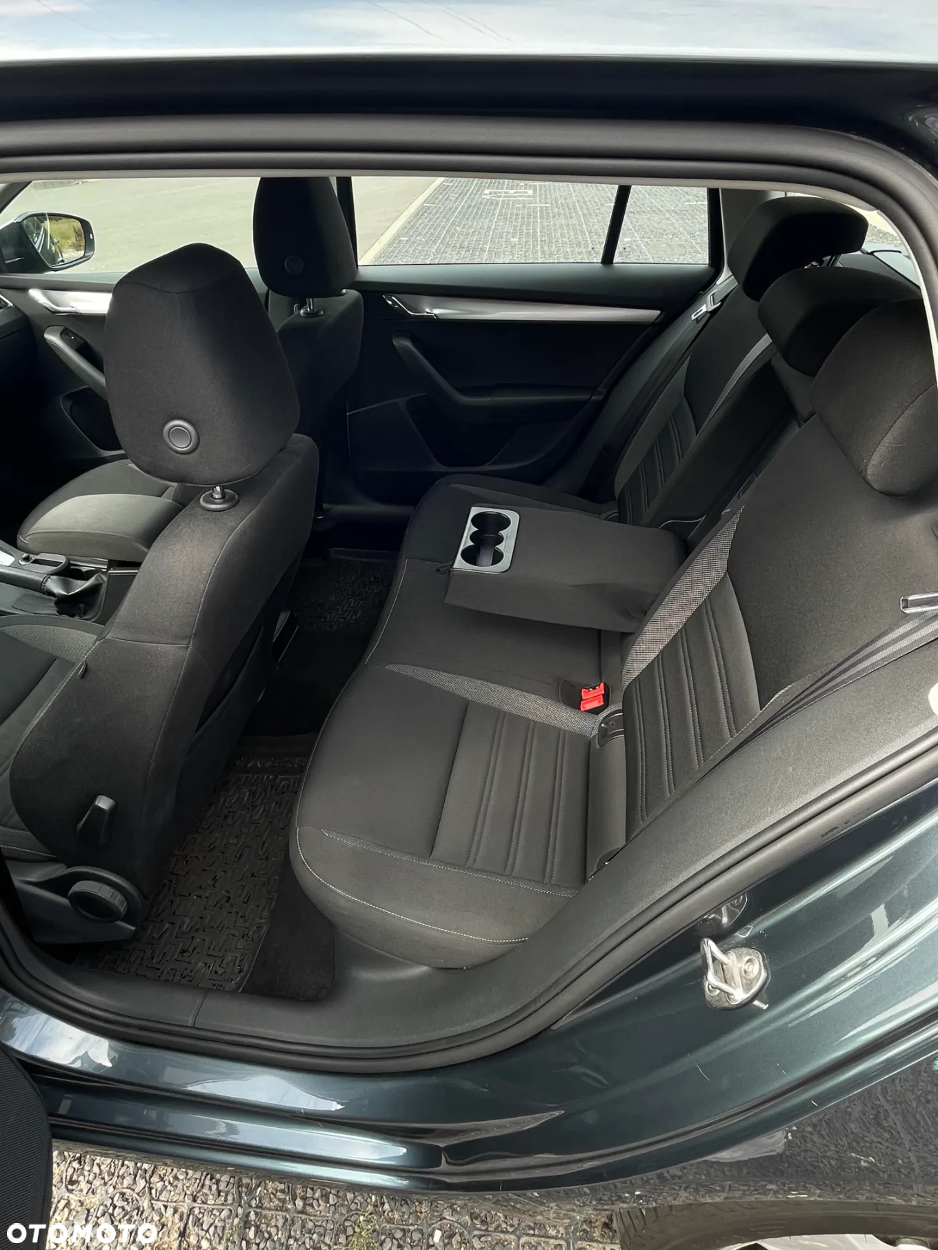 Skoda Octavia 2.0 TDI Ambition DSG - 9