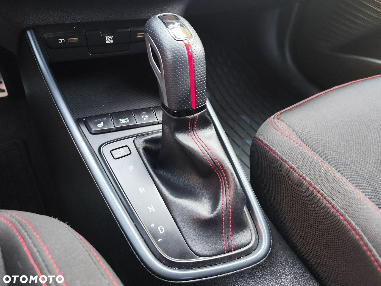 Hyundai i20 - 20