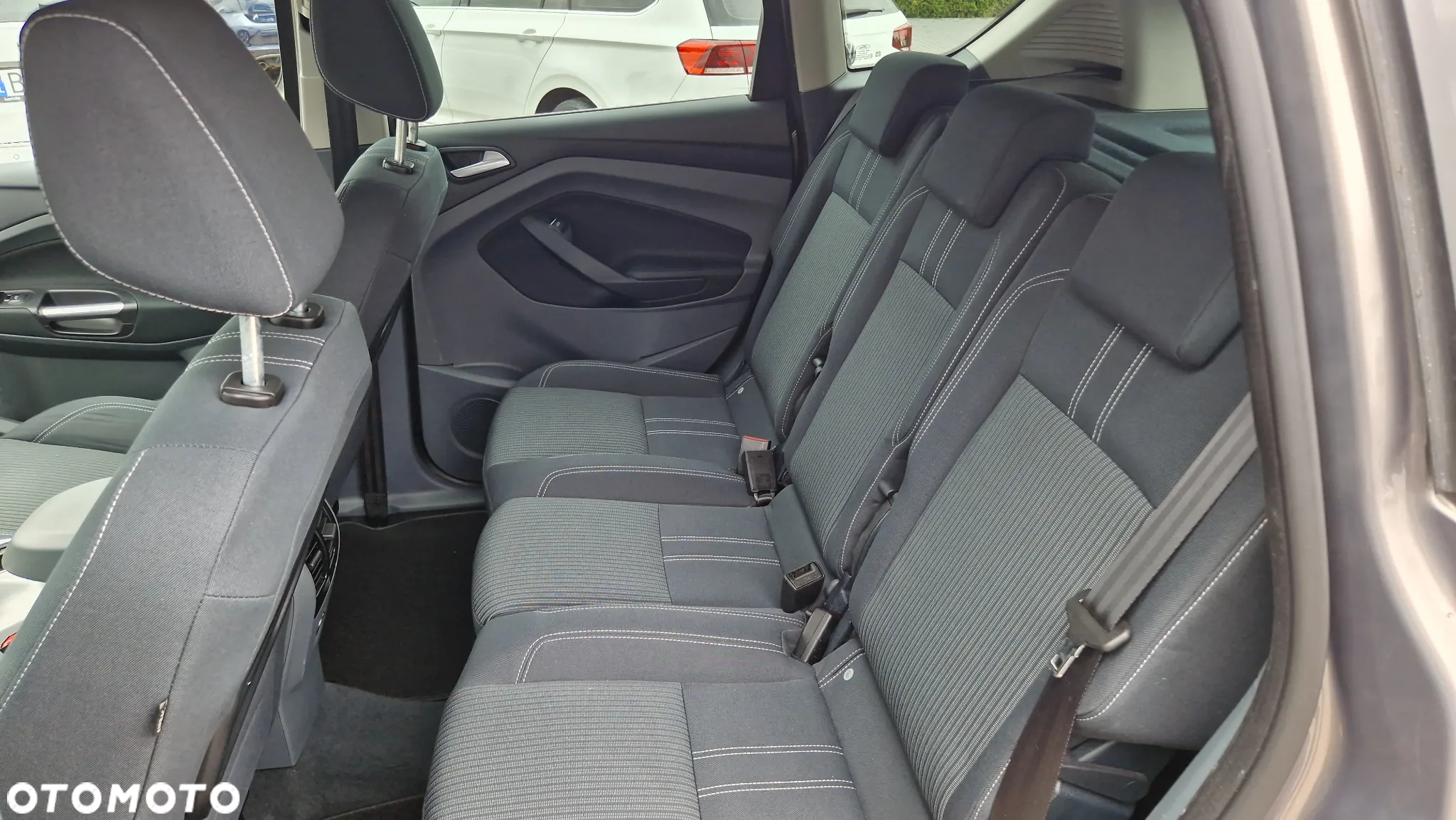 Ford C-MAX 1.6 EcoBoost Titanium - 27