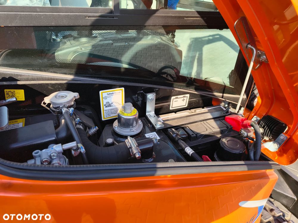 Kubota LONKING CDM6025 3 ŁYŻKI - 15
