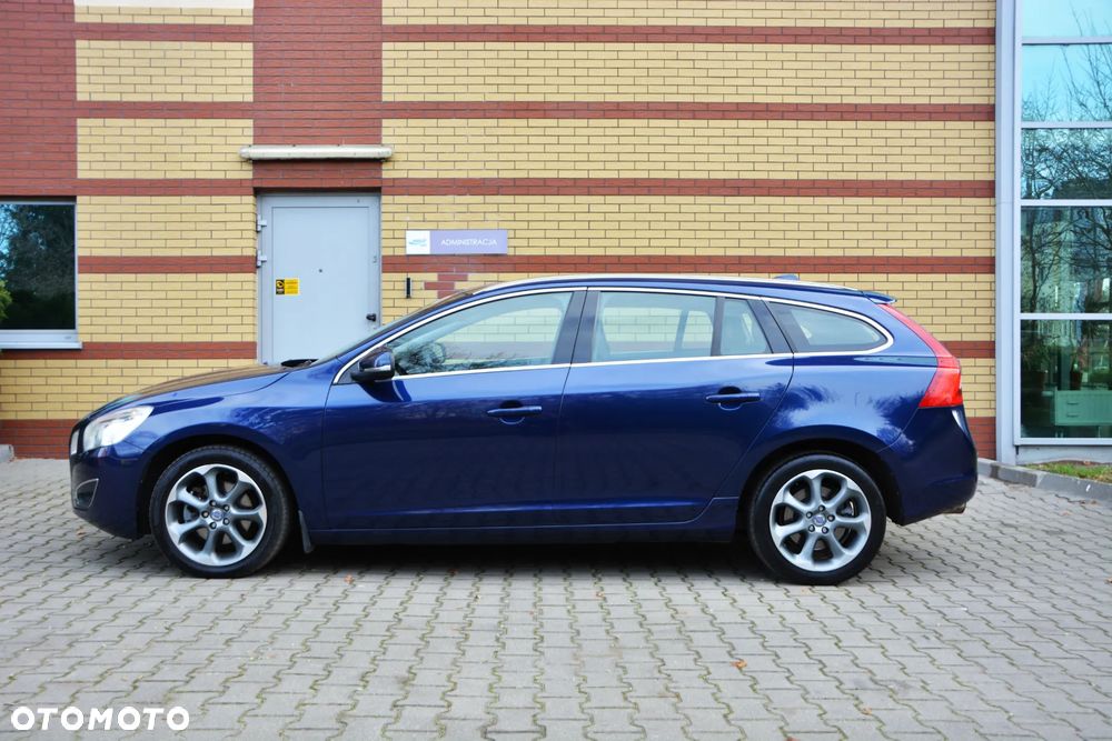 Volvo V60 D3 Ocean Race - 17