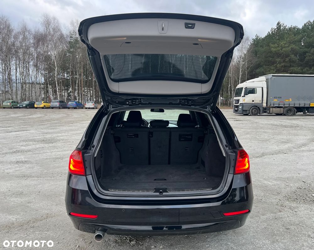 BMW Seria 3 318d - 10